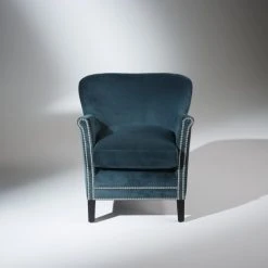 Robin Des Bois Fauteuils Fauteuil Club En Velours Clouté Bleu Paon -Fauteuils Shop fauteuil club en velours cloute bleu paon 3