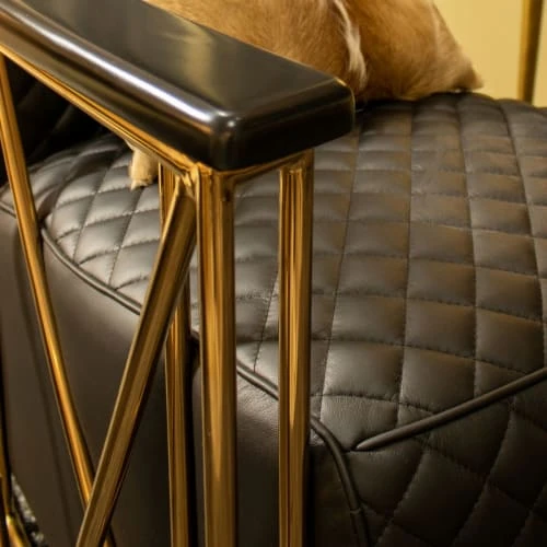 Fauteuil en cuir matelassé noir structure en inox cuivré Now’s Home Fauteuils Fauteuil En Cuir Matelassé Noir Structure En Inox Cuivré -Fauteuils Shop fauteuil en cuir matelasse noir structure en inox cuivre 2