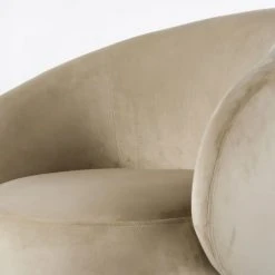 Maisons Du Monde Fauteuils Fauteuil En Velours Beige -Fauteuils Shop fauteuil en velours beige 1000 2 32 209952 4