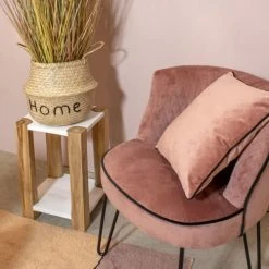 Pirouette Paris Fauteuils Fauteuil En Velours Matelassé Rose Pieds En Métal Noir -Fauteuils Shop fauteuil en velours matelasse rose pieds en metal noir 3