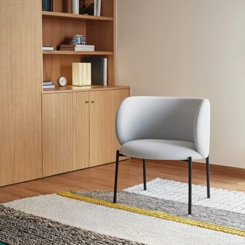 Fauteuil rembourré en gris clair et pied en métal TEULAT Fauteuils Fauteuil Rembourré En Gris Clair Et Pied En Métal -Fauteuils Shop fauteuil rembourre en gris clair et pied en metal 1