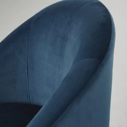 Maisons Du Monde Fauteuils Fauteuil Vintage En Velours Bleu Nuit Et Hévéa Massif -Fauteuils Shop fauteuil vintage en velours bleu nuit et hevea massif 1000 8 4 209227 4