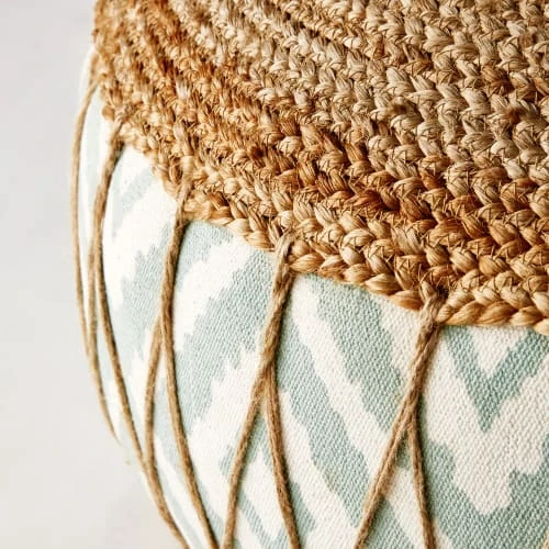 Pouf en jute et coton motifs graphiques Maisons Du Monde Poufs Pouf En Jute Et Coton Motifs Graphiques -Fauteuils Shop pouf en jute et coton motifs graphiques 1000 12 39 177815 2
