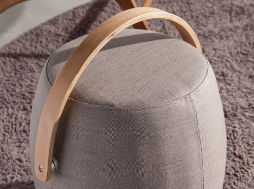 Pouf en tissu gris avec anse en cuir marron Angel Cerda Poufs Pouf En Tissu Gris Avec Anse En Cuir Marron -Fauteuils Shop pouf en tissu gris avec anse en cuir marron 2